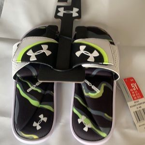 Under Armour Youth slides